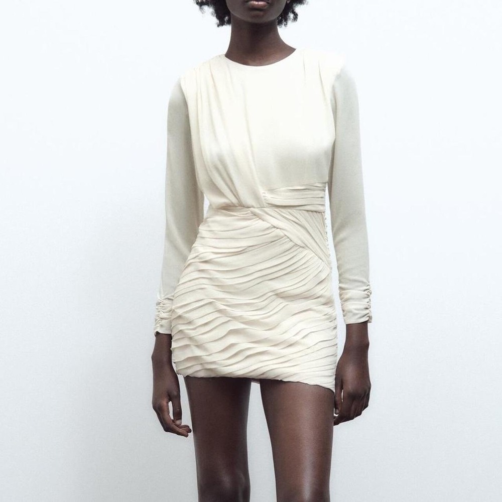 NWT S Vestique Listen to your heart chiffon Ruched Mini Dress Long Sleeve Ivory
